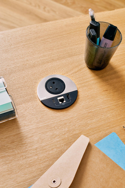 Legrand Metal √ò80mm Incara Disq 80 with 2P+E Surface Socket, USB Type-A+C Charger, and 0.5m Wieland Connector for Cable Outlet