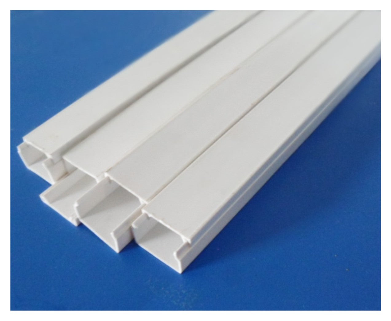 Buy Trunking in Mauritius | Lesso, Legrand, Lear, Hager | Electrical.mu