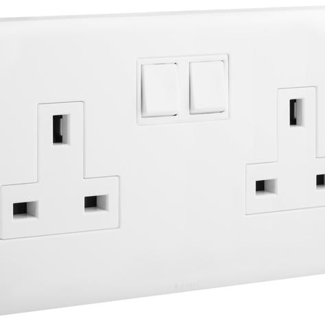 Legrand ELOÉ 2 Gang BS 13A single pole switched socket