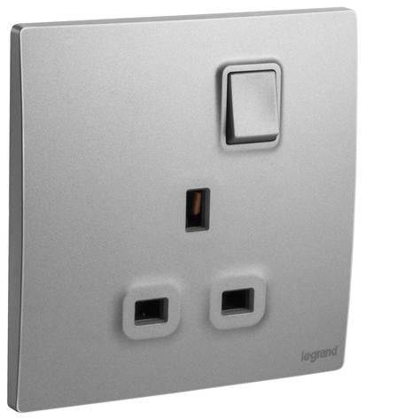 Legrand Mallia Senses British Standard Switched Socket 13A 1 Gang