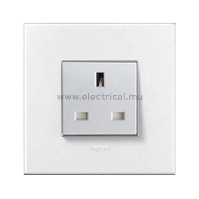 Legrand Arteor BS EN Sockets 13A - Single or Double (with support frame and plate)