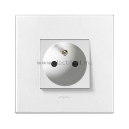 Legrand Arteor FR Sockets 16A - Single / Double (with support frame ...