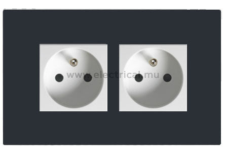 Legrand Arteor FR Sockets 16A - Single or Double (with support frame and plate)
