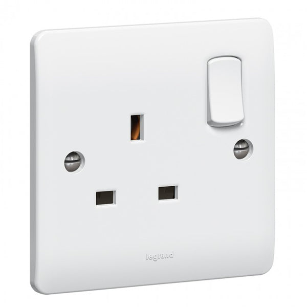 Legrand Synergy Socket Outlet 13A 1 Gang Switched | Electrical.mu