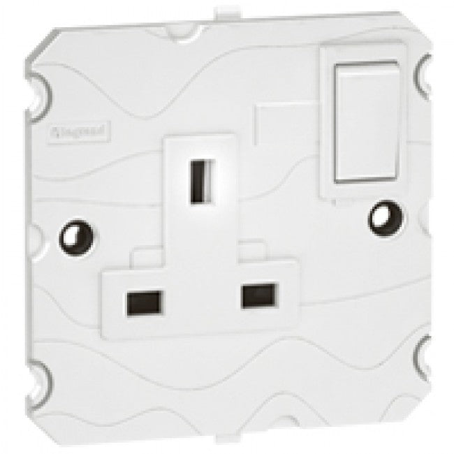 Legrand Arteor 13A British Switched Socket (Single)